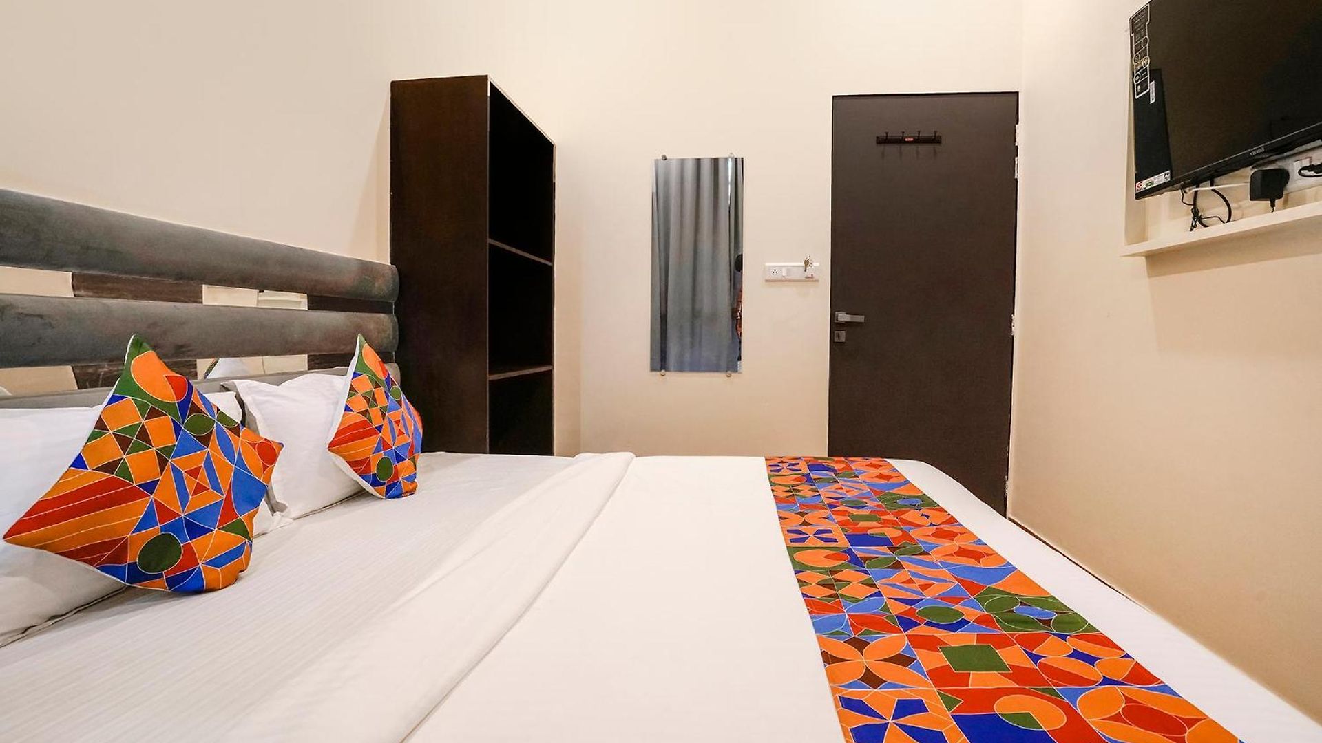 Hotel Fabhotel Freedom International 3*