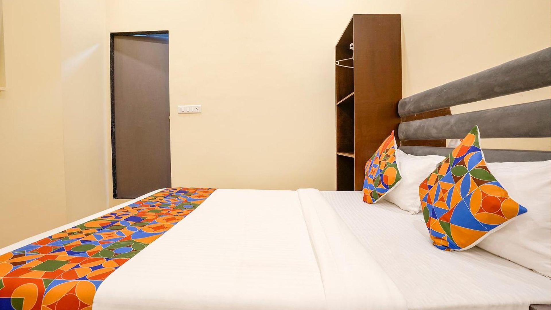 Fabhotel Freedom International Hotel Mumbai