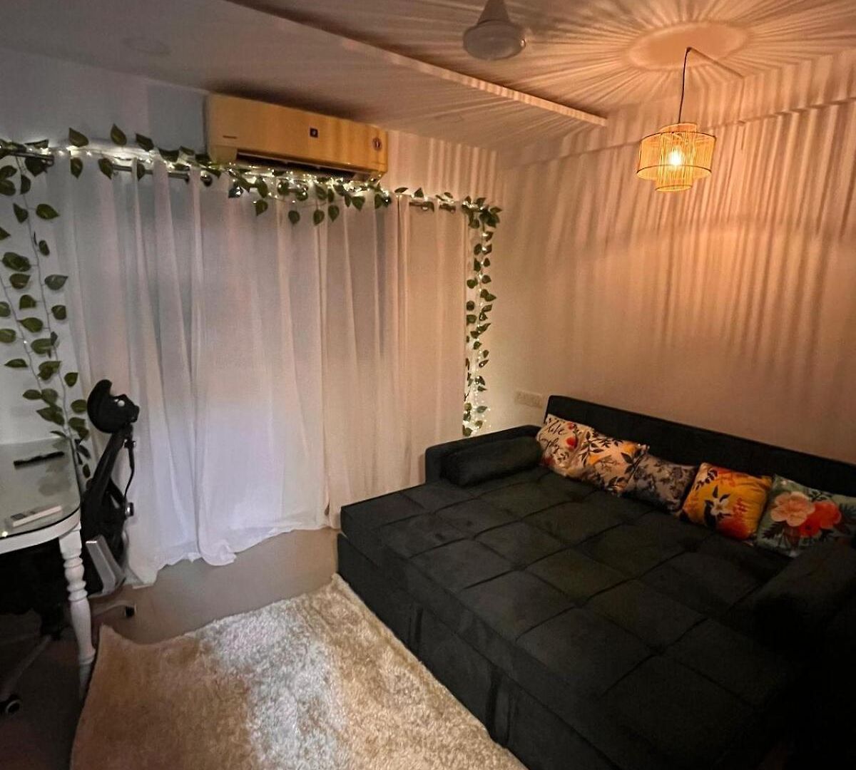 Apartment Carter Bay Peaceful Near The Shore, Bandra *