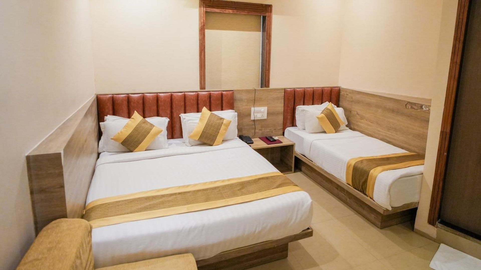 Skylink Hospitality Mahalaxmi Mumbai