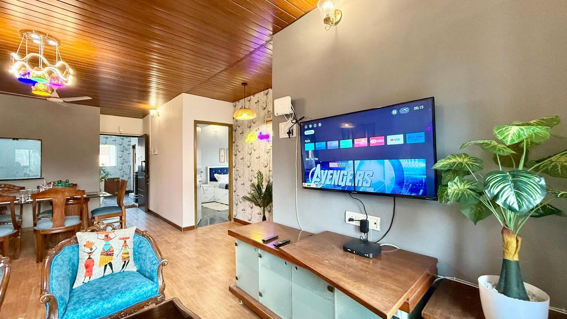 Lovely 3bhk Serviced Near Iskcon Temple, Juhu Mumbai