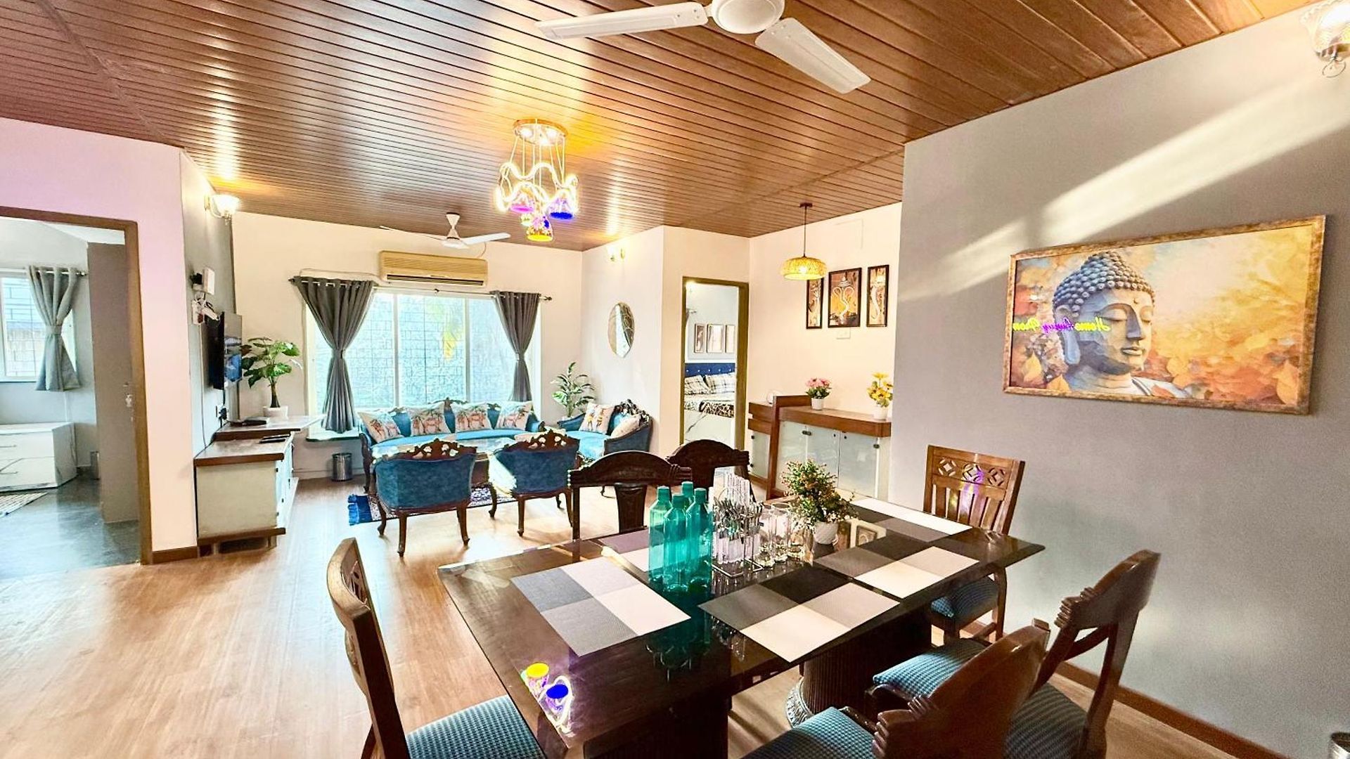 Apartment Lovely 3bhk Serviced Near Iskcon Temple, Juhu *