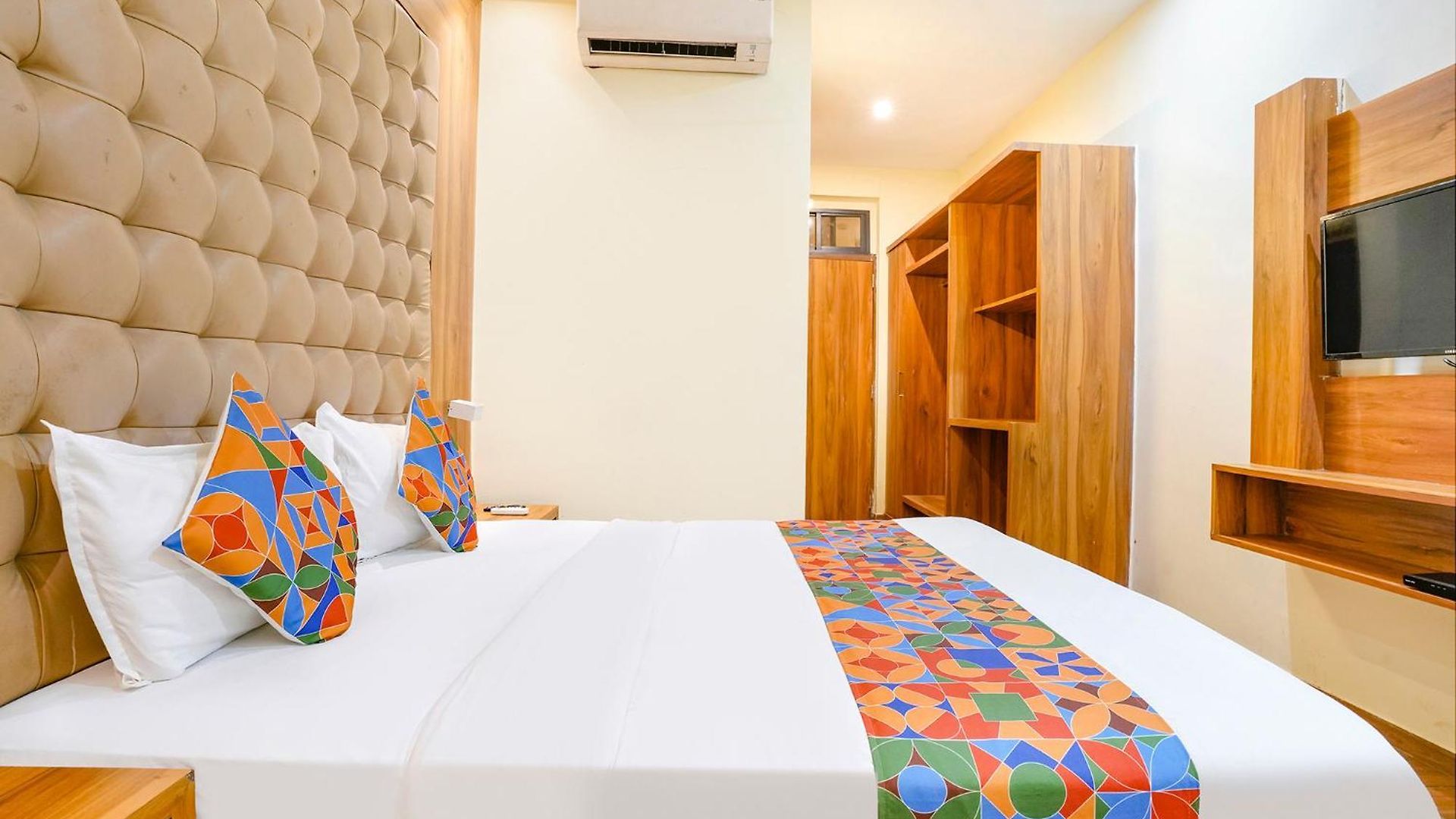 Fabhotel Cozy - Nr International Airport 3* Mumbai