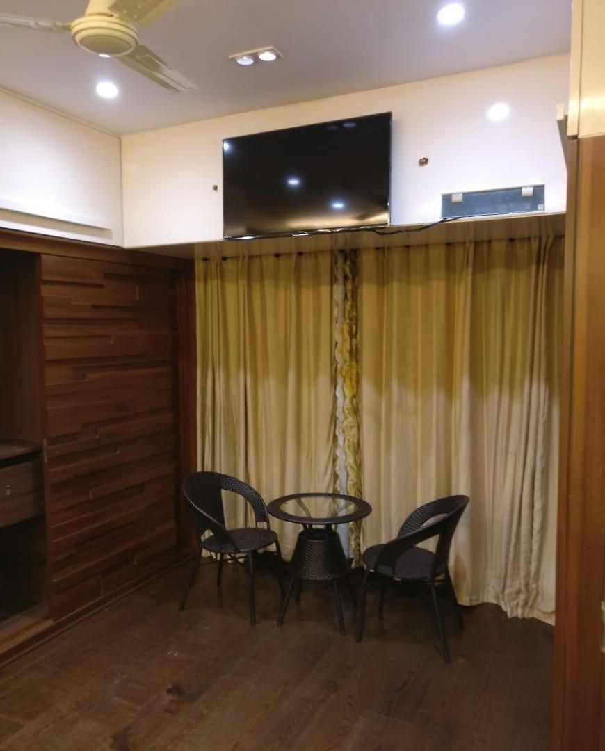 Apartment Awesome At Bandra - Khar, *