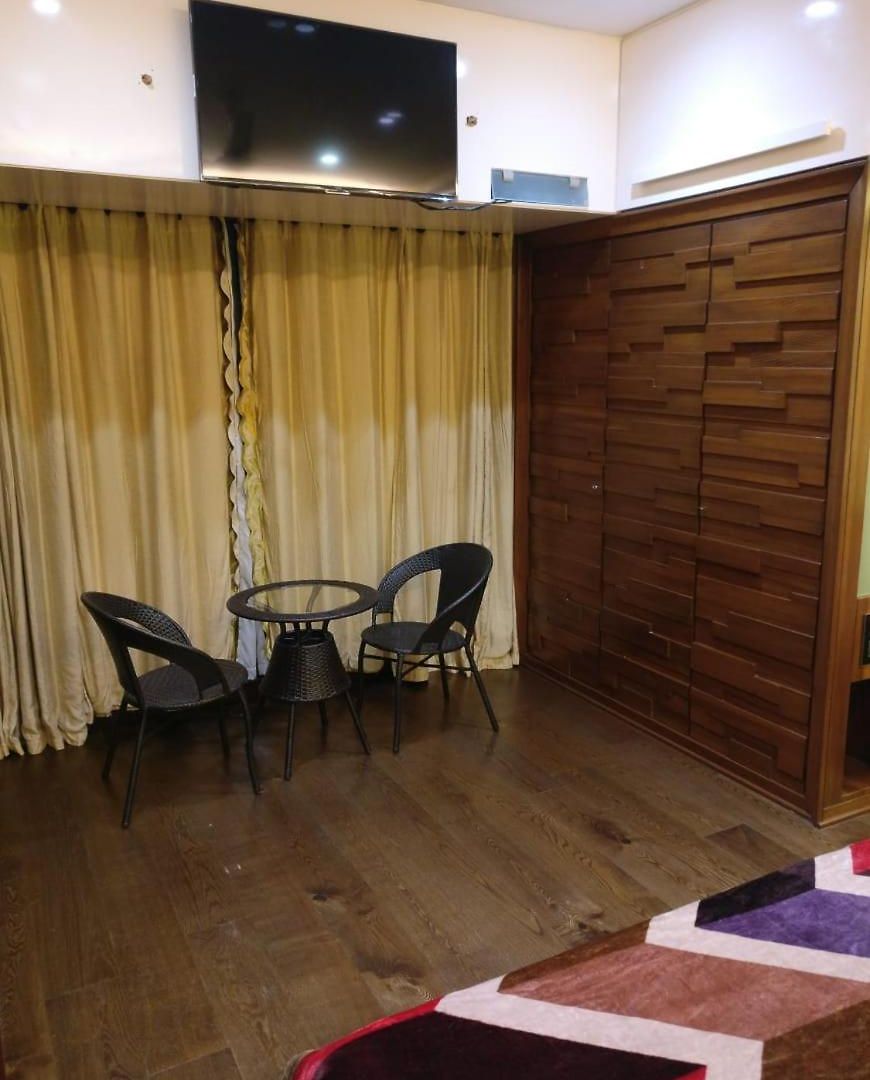 Awesome At Bandra - Khar, * Mumbai