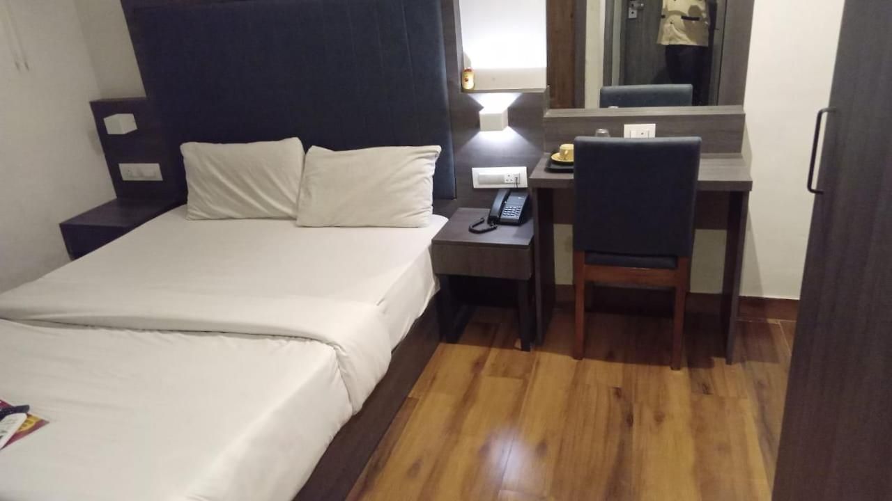 Hotel Royal Palace 3*