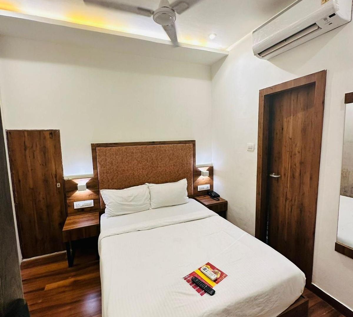 Royal Palace 3* Mumbai