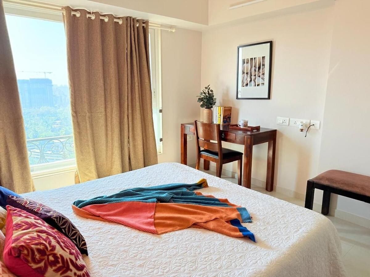 Connekthomes - 5 Star 3bed3bath Luxury Pool, Gym Near Airport Bkc Apartment