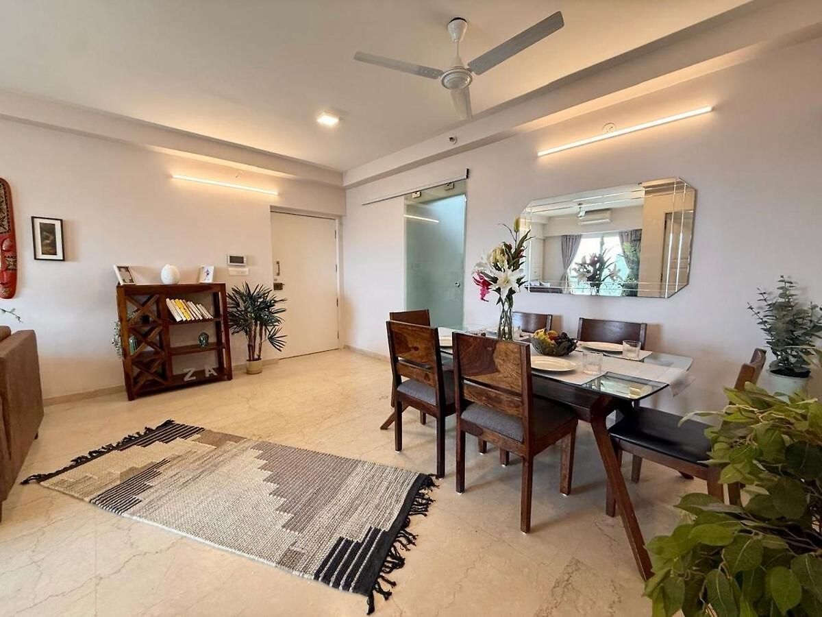 Connekthomes - 5 Star 3bed3bath Luxury Pool, Gym Near Airport Bkc *