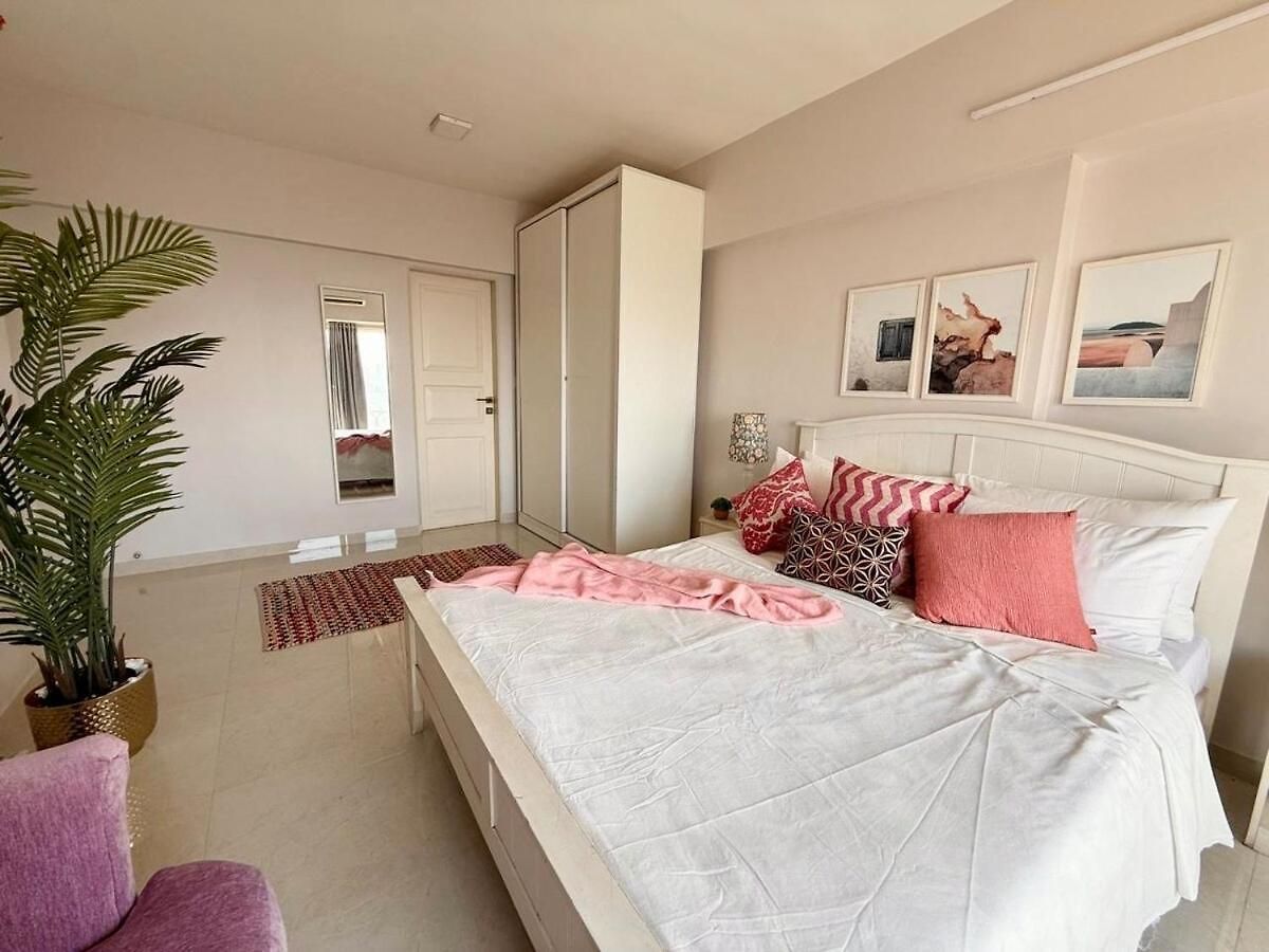 Connekthomes - 5 Star 3bed3bath Luxury Pool, Gym Near Airport Bkc *