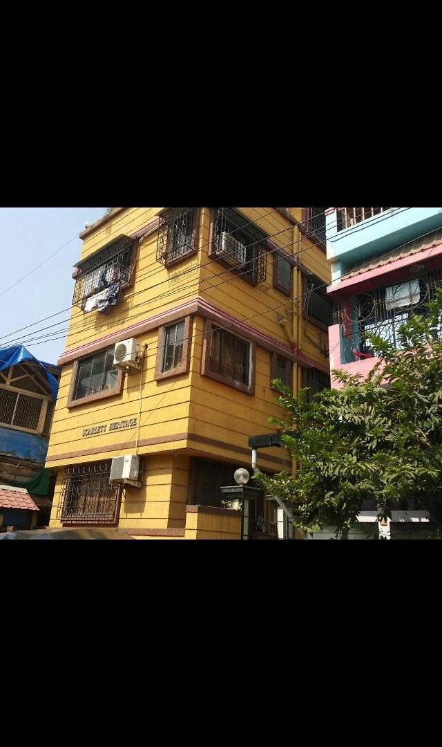Chic Pad In Bandra West Mumbai