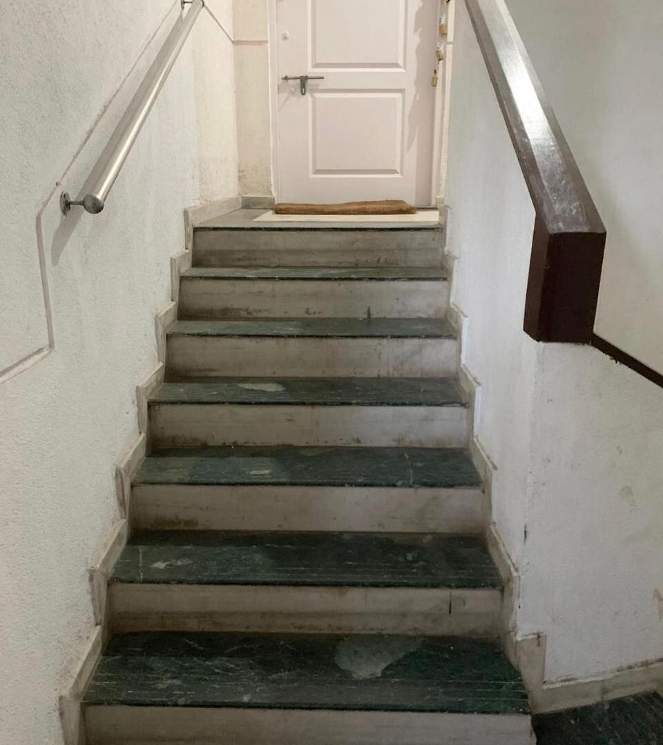 Entire 3 Bedroom With Balconies Bandra Mumbai
