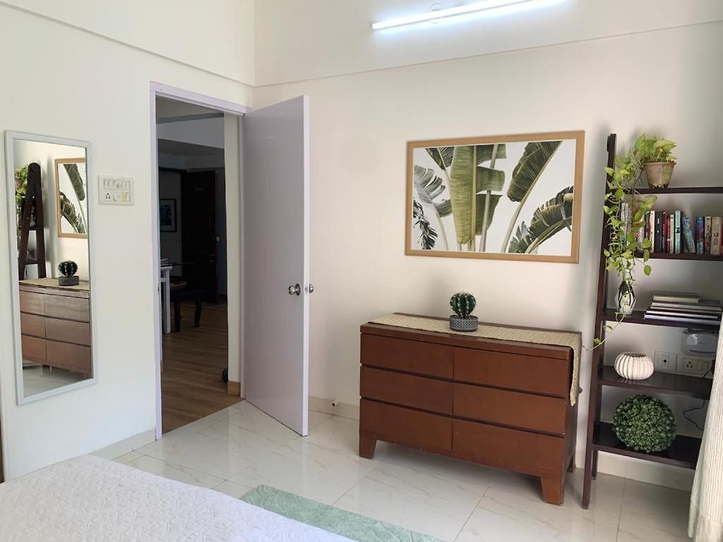 Apartment Entire 3 Bedroom With Balconies Bandra *