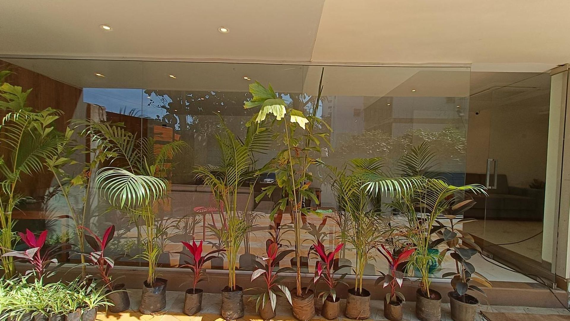 Hsquare Andheri West Hotel
