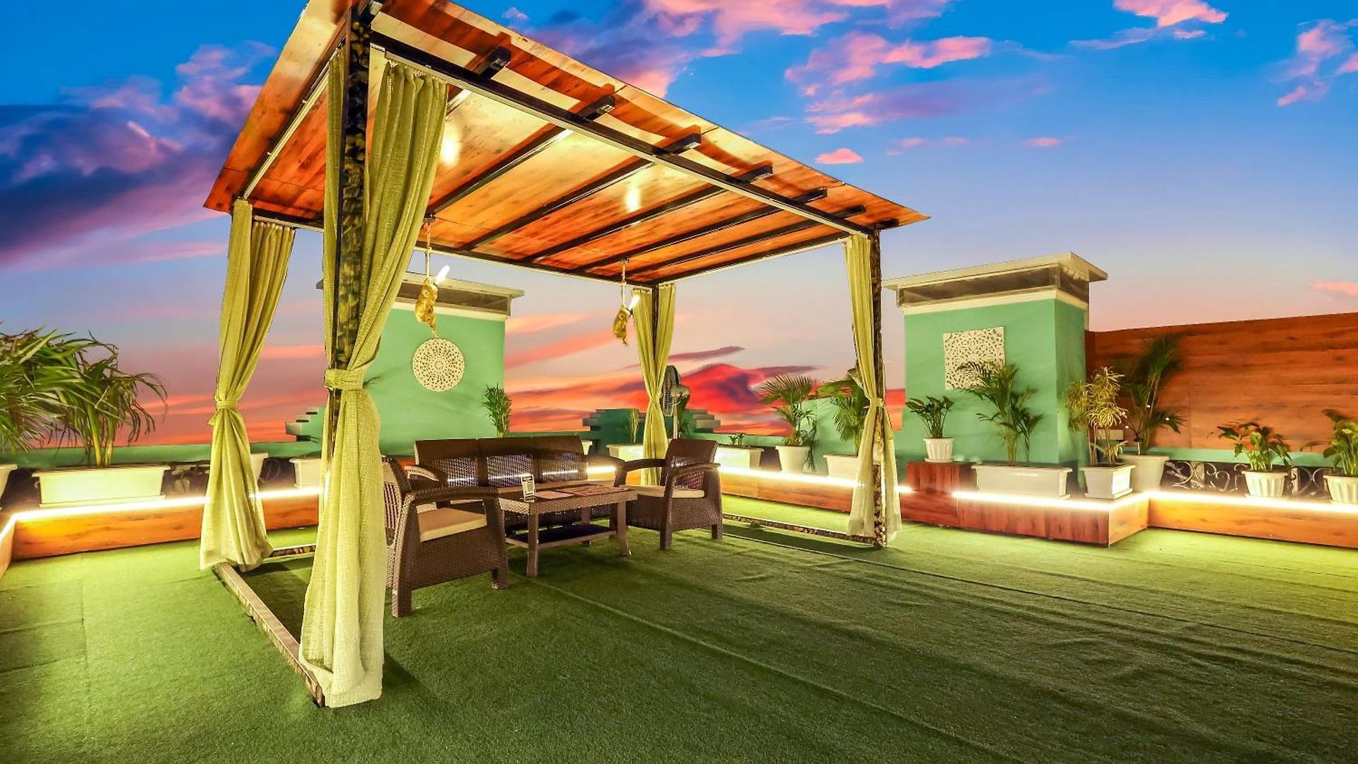 Myotel - Santacruz Hotel 3*