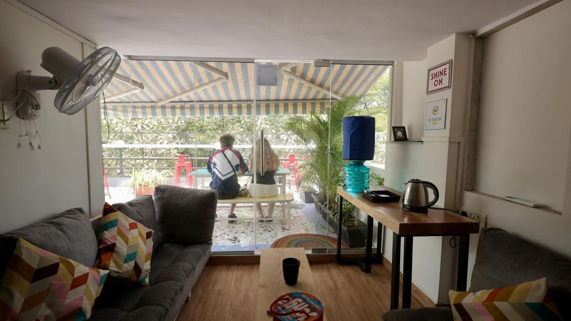 Locomo Mini - 9 Mins From Airport Hostel