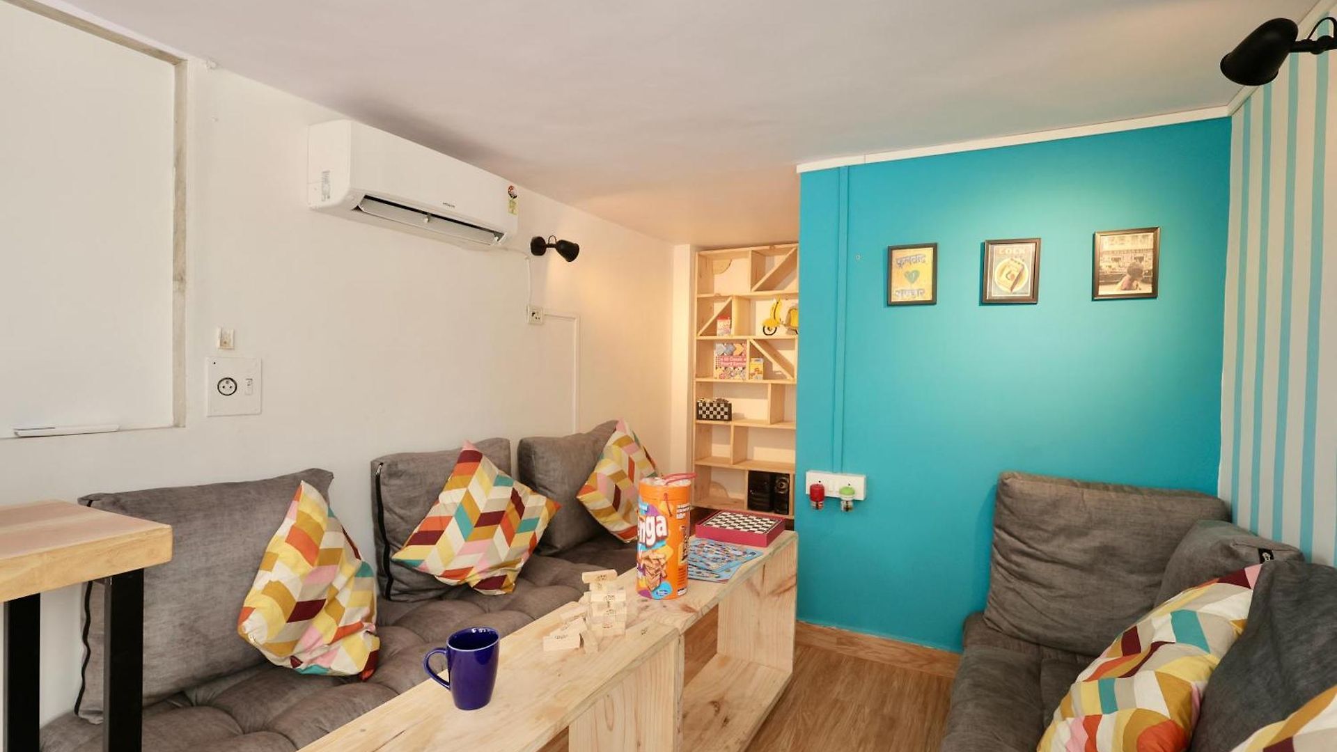 Locomo Mini - 9 Mins From Airport Hostel *