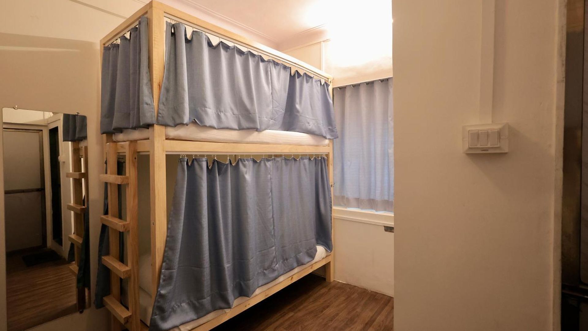 Locomo Mini - 9 Mins From Airport * Mumbai