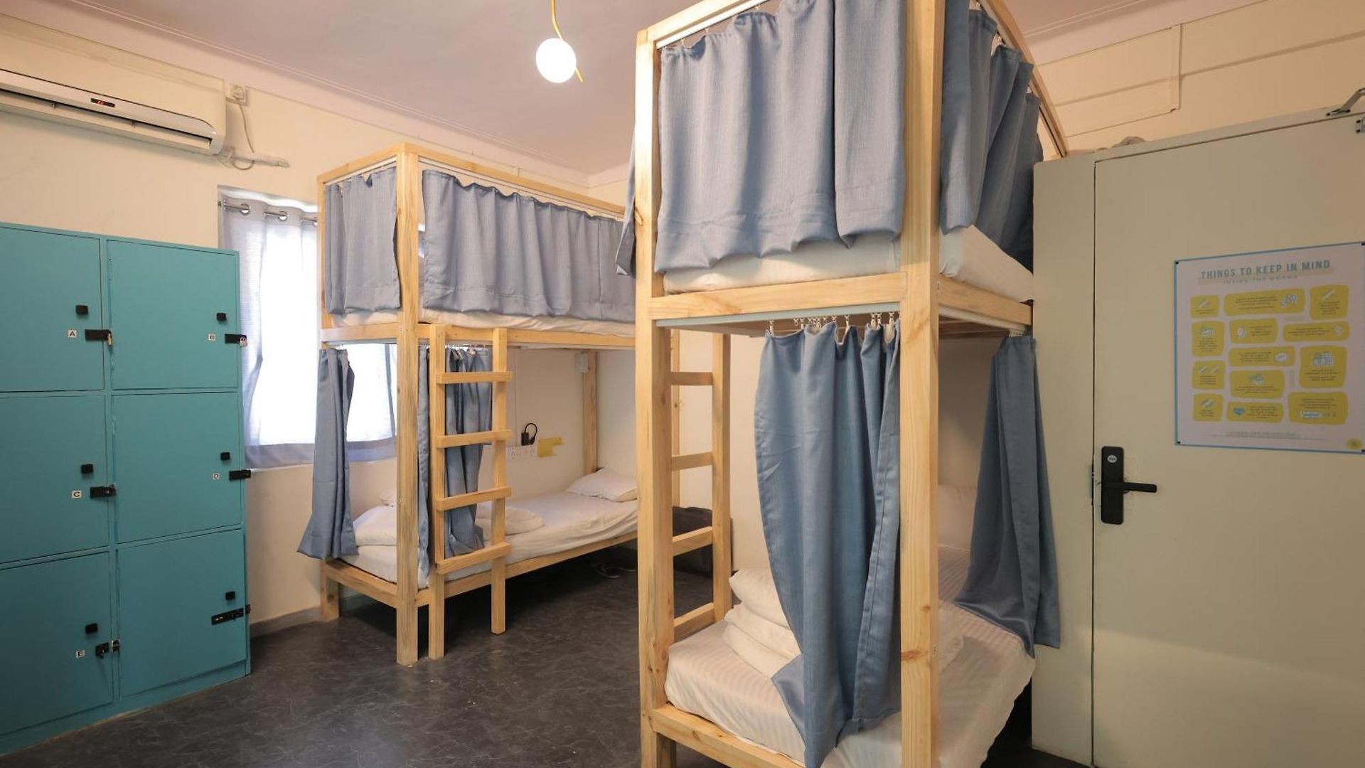 Locomo Mini - 9 Mins From Airport Hostel *