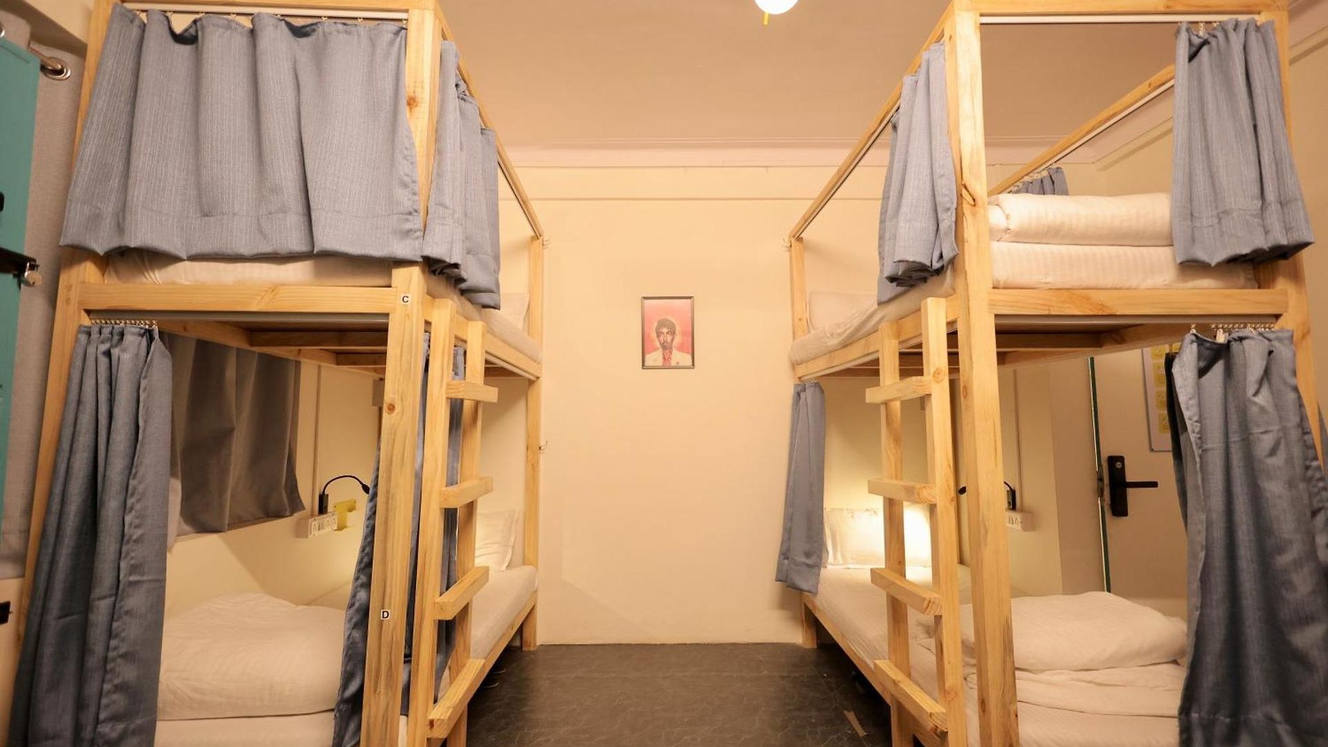 Hostel Locomo Mini - 9 Mins From Airport
