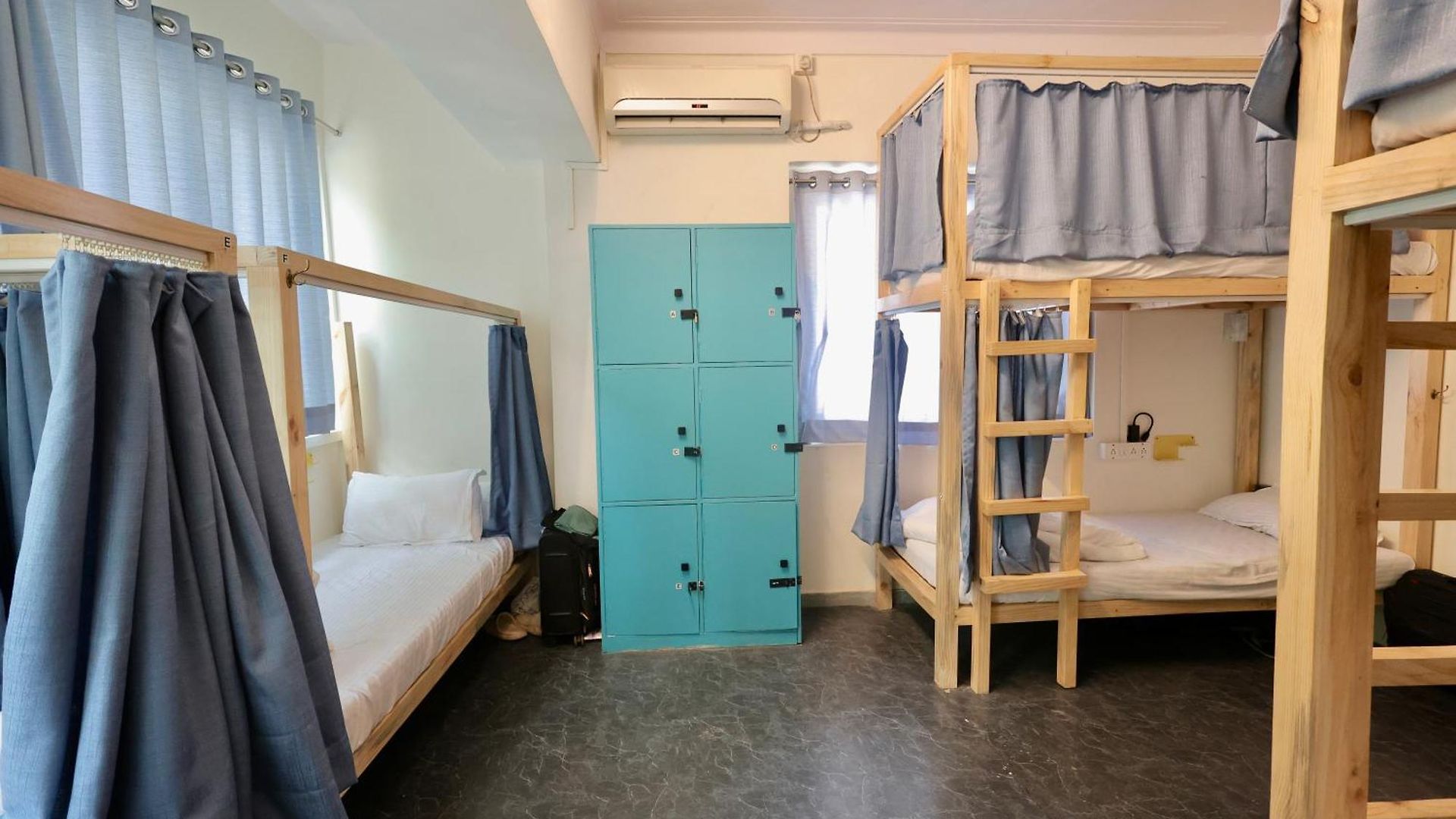 Hostel Locomo Mini - 9 Mins From Airport