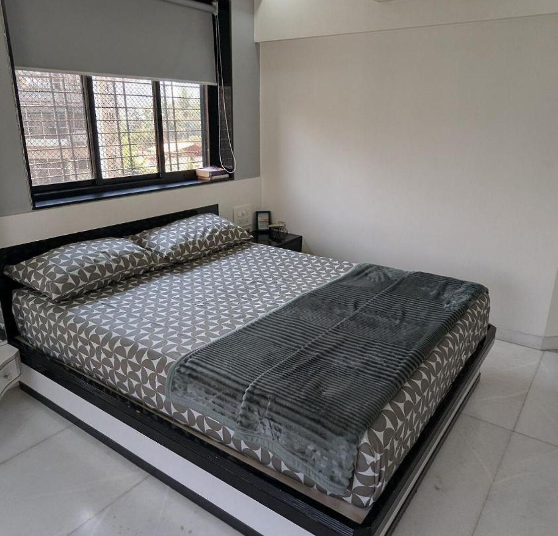 Cozy & Comfy 1bhk Great Location *