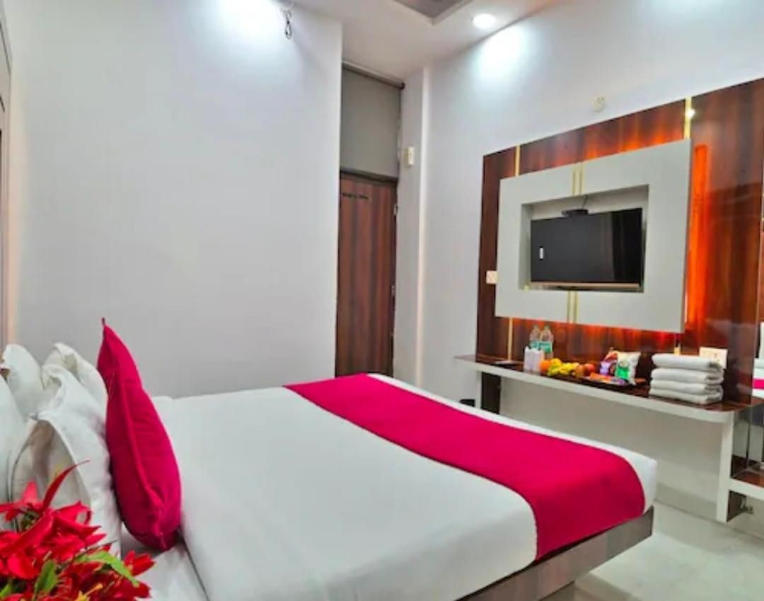 Hotel Radiant Hotel,andheri East Terminal 1,2 Mumbai