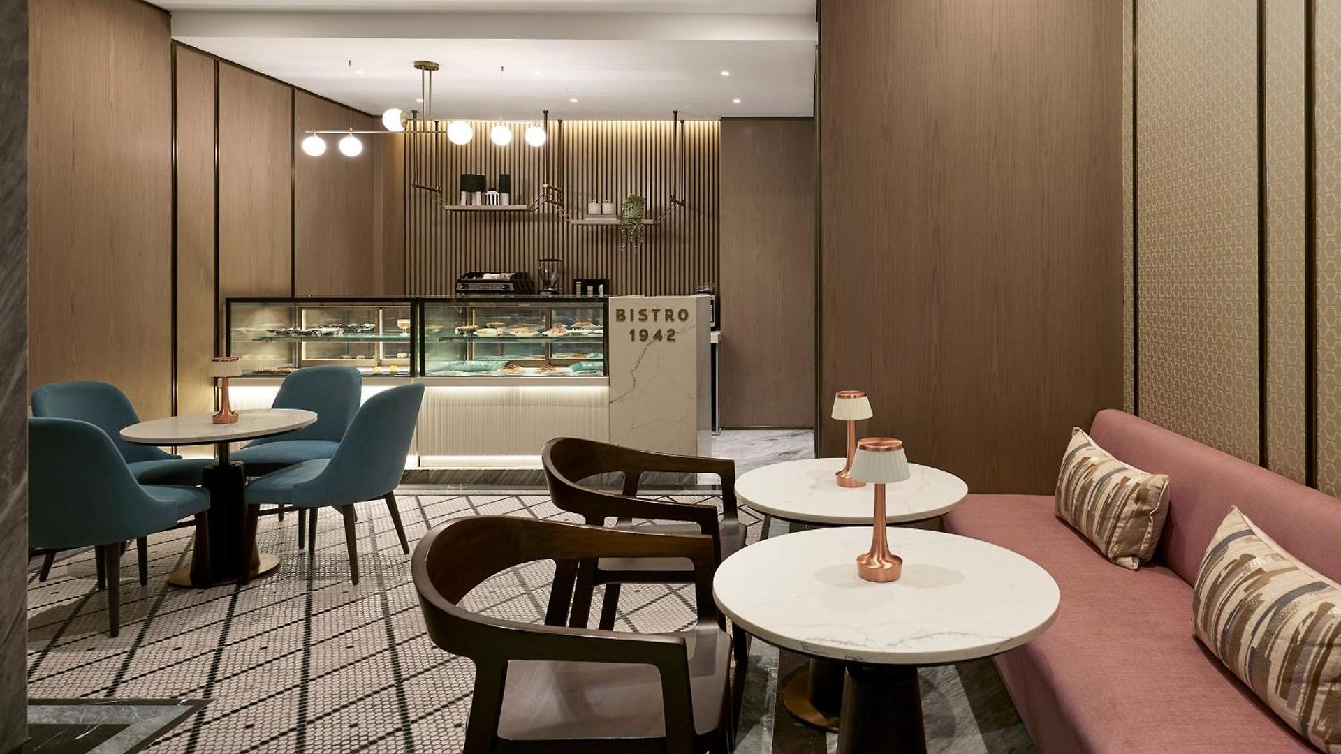 Hotel Astoria 4*