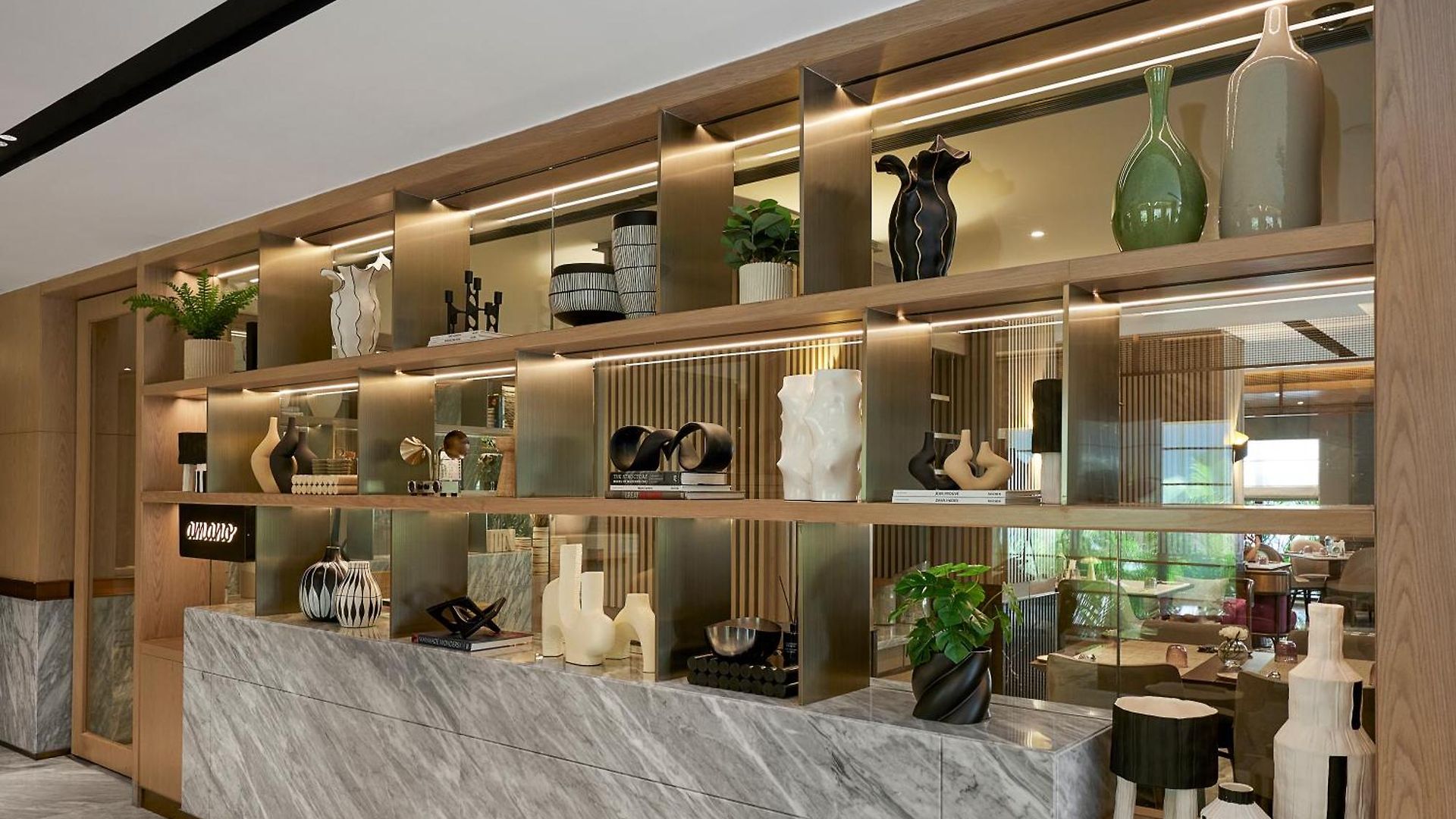 Astoria Hotel 4*