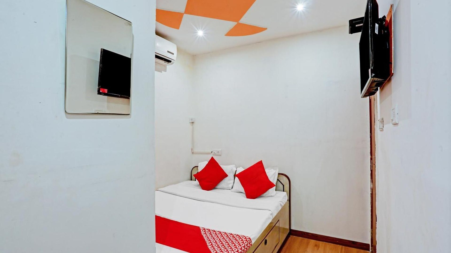 O Sun Residency