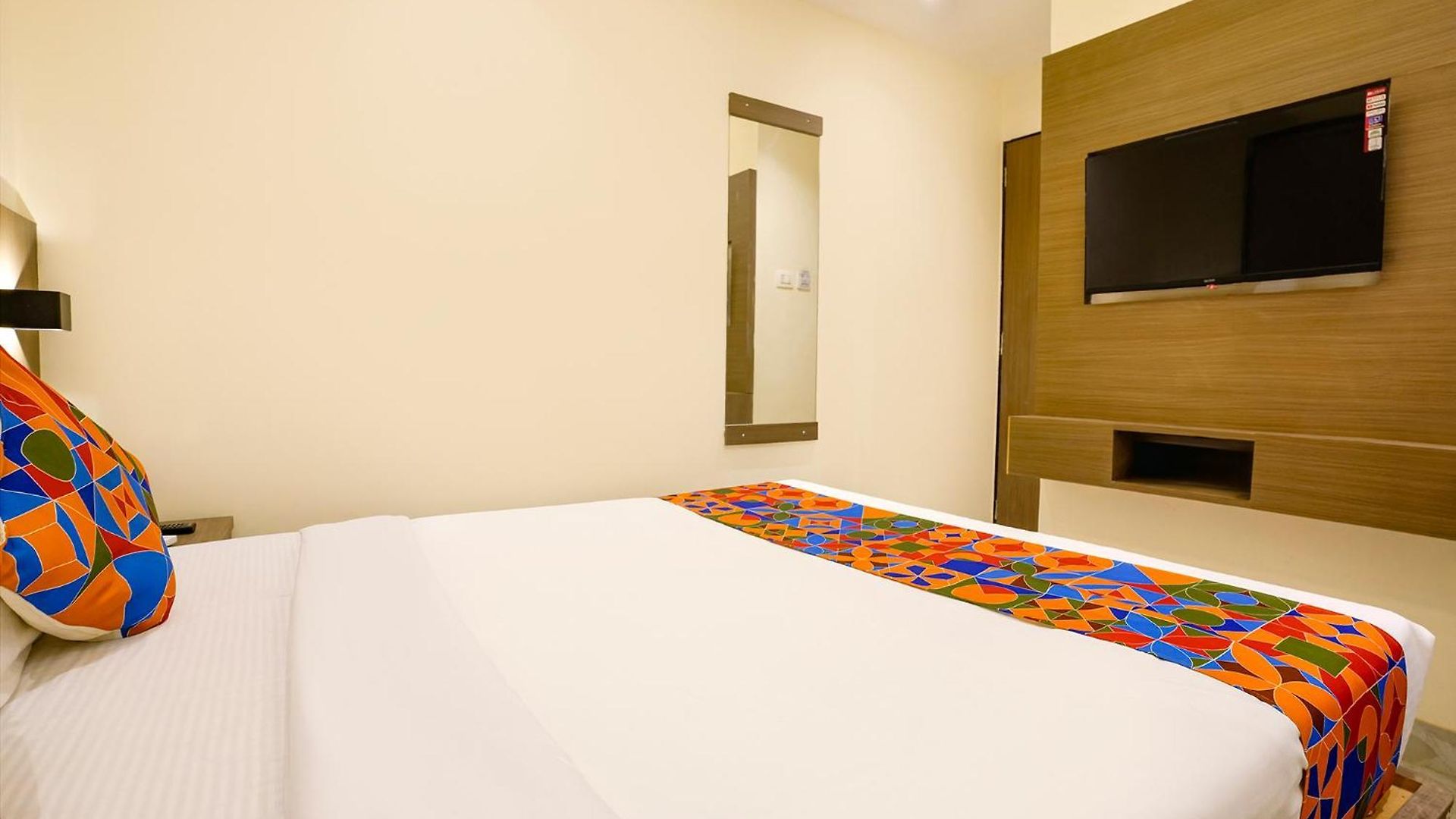 Hotel Fabhotel Prime Palm Grove - Nr Bkc Mumbai
