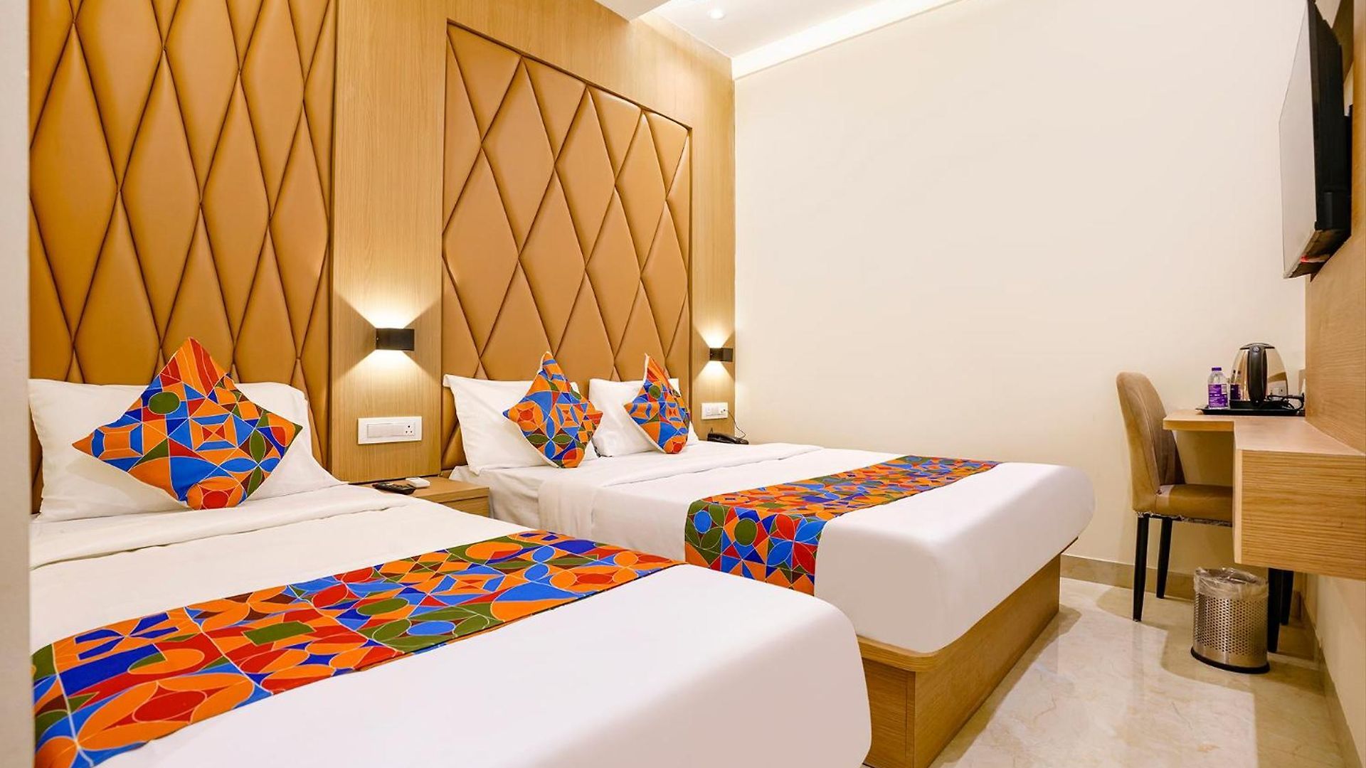Fabhotel Prime Palm Grove - Nr Bkc Mumbai