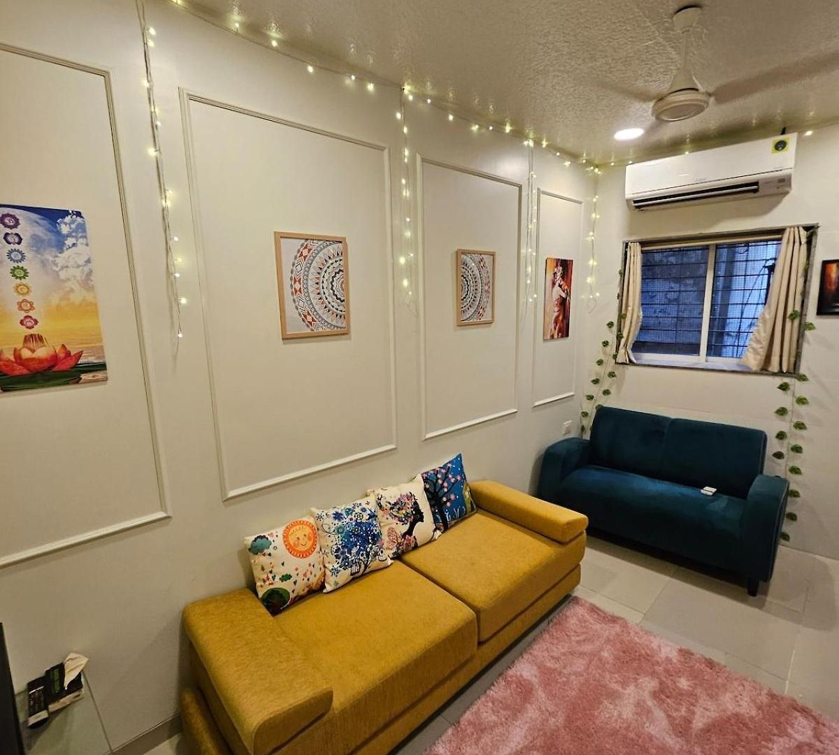 Cozy Rose Peaceful Village Retreat In Bandra * Mumbai