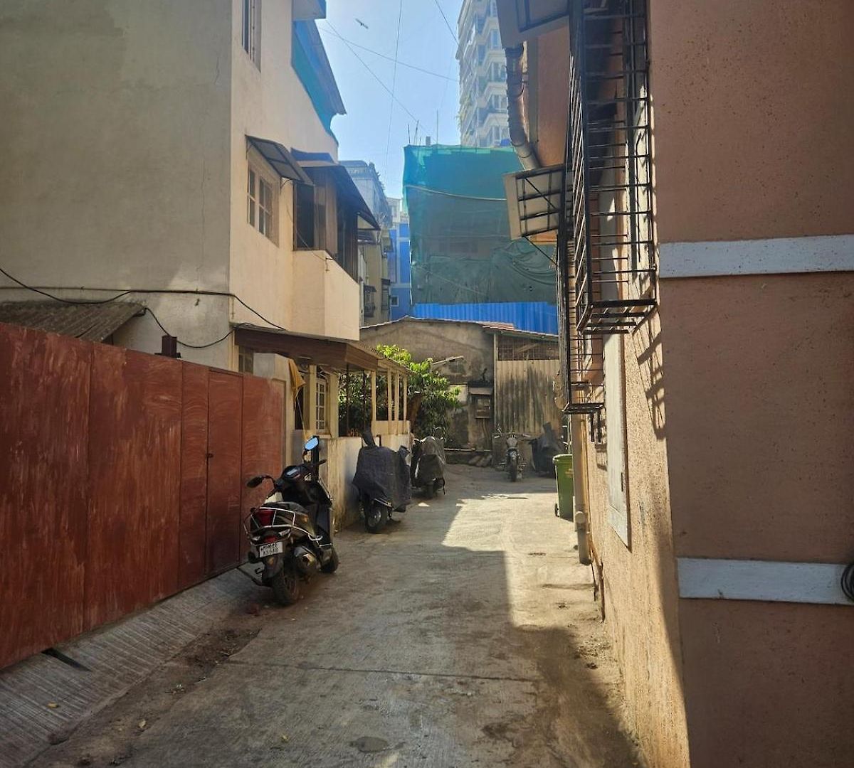 Apartment Cozy Rose Peaceful Village Retreat In Bandra *