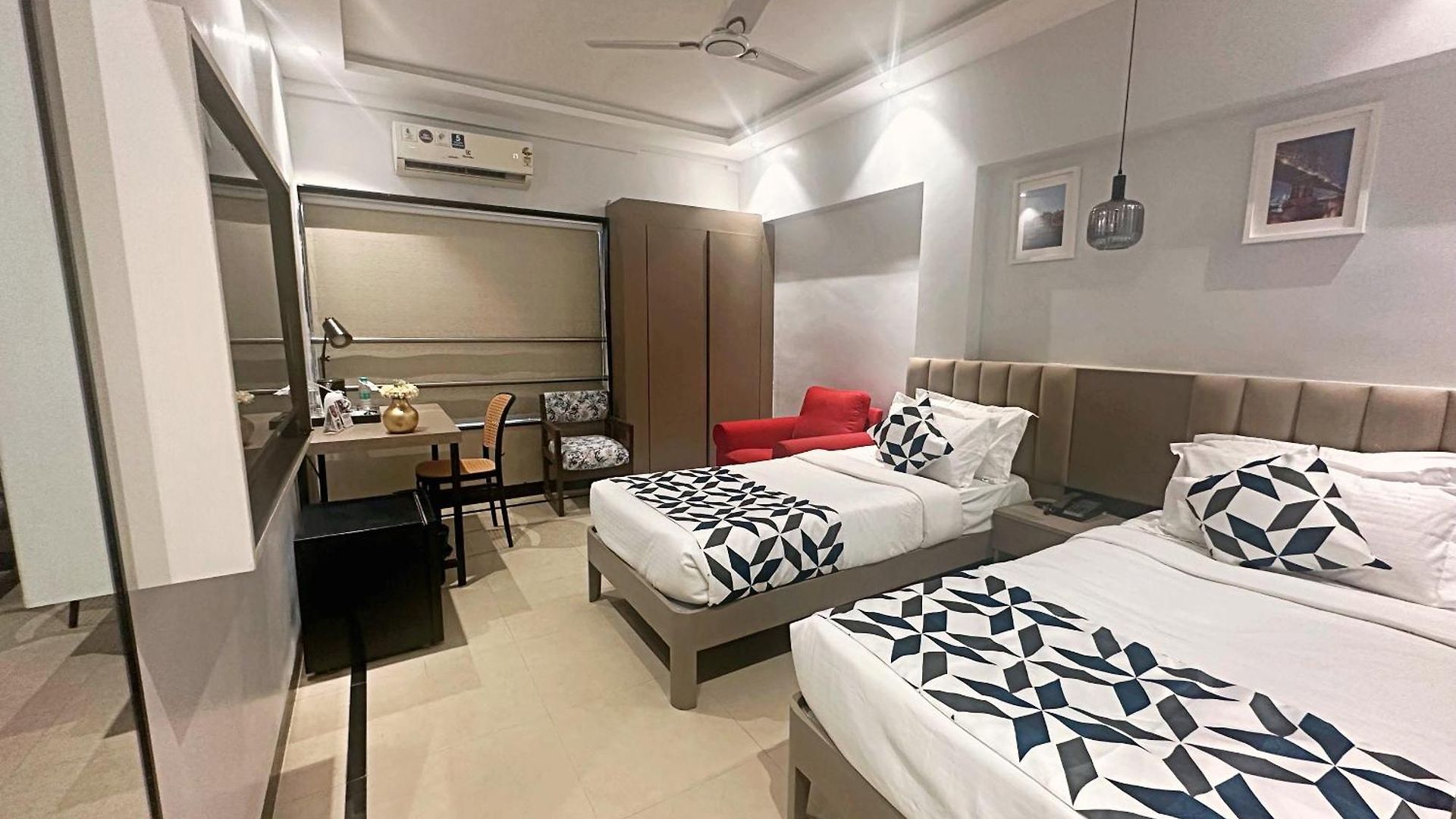 Asar Elite By Orion Hotel
