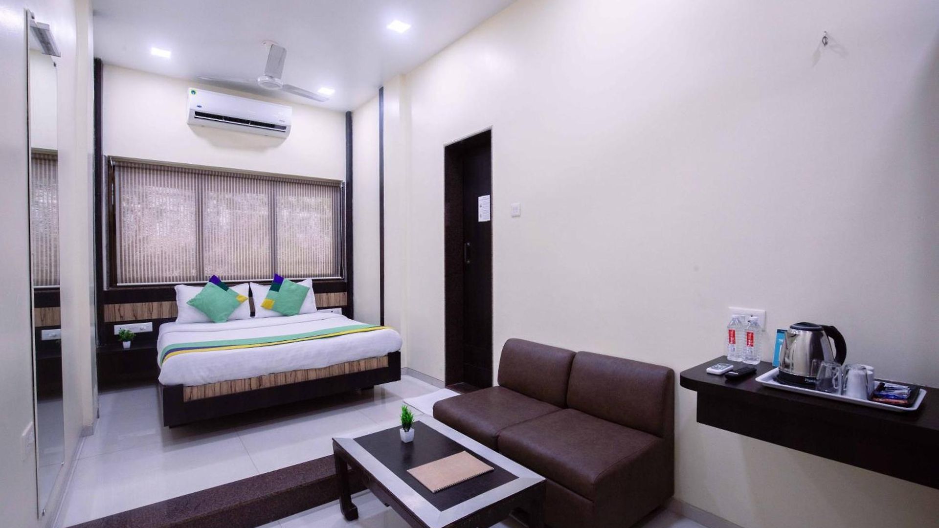 Hotel Treebo Hiramani Parel Lalbaug 3*