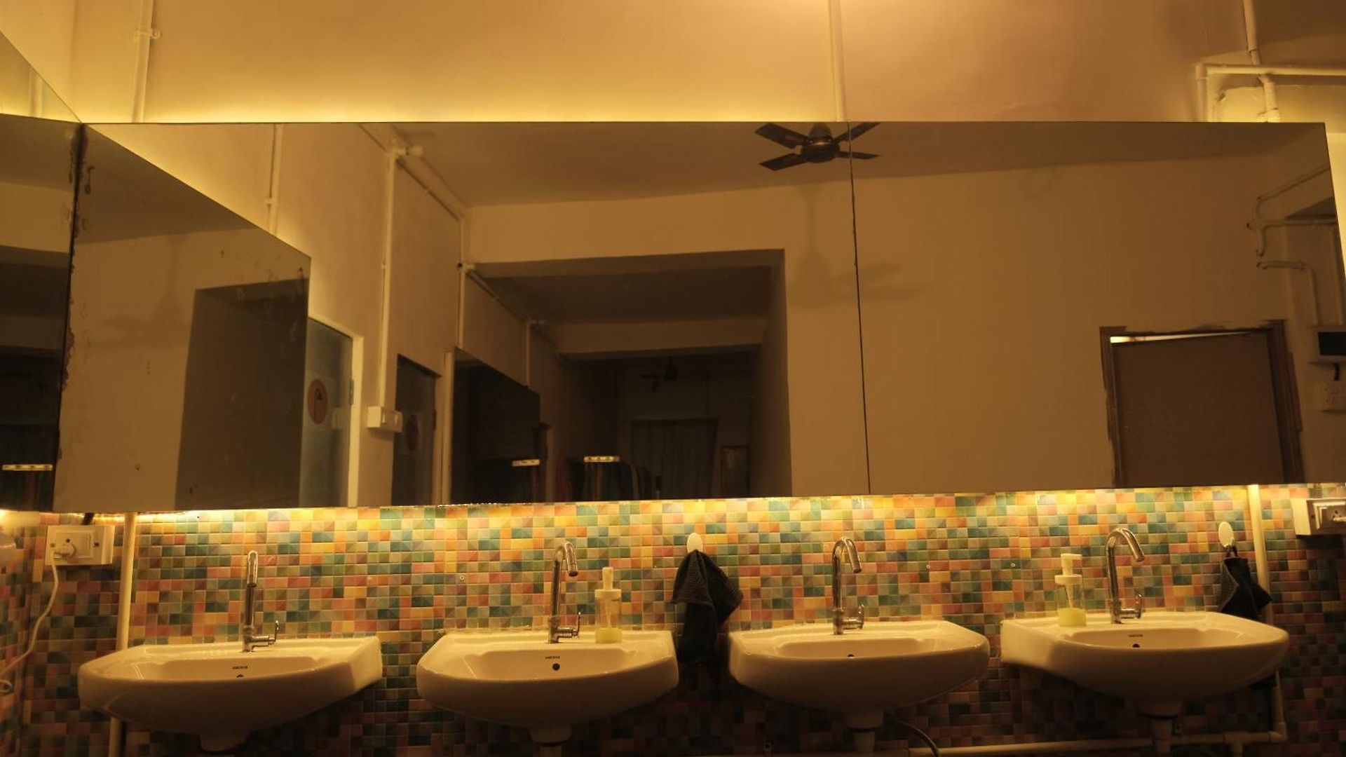 Hostel Hammock - Bandra *