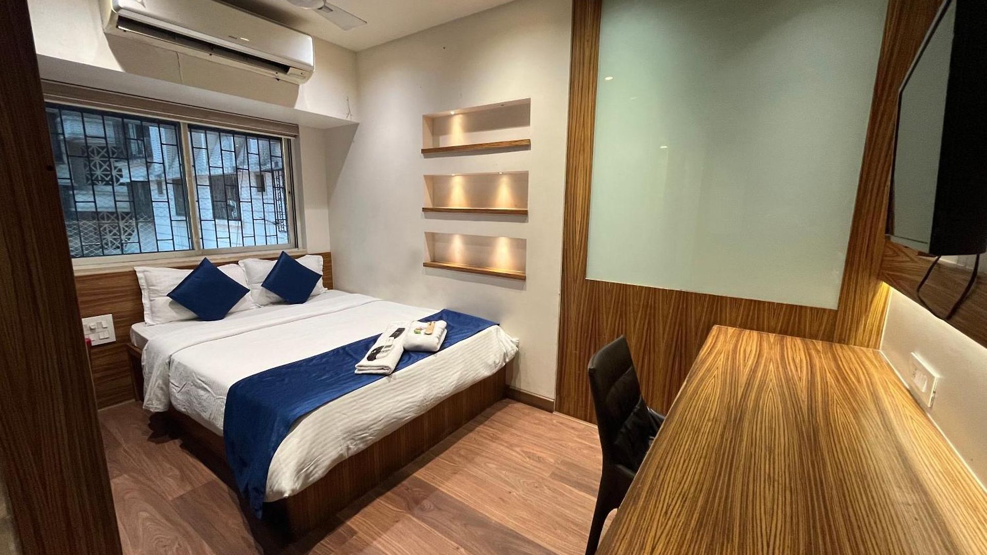 Zenith Luxe - Near Iit & Hiranandani, Powai Guest house 3*