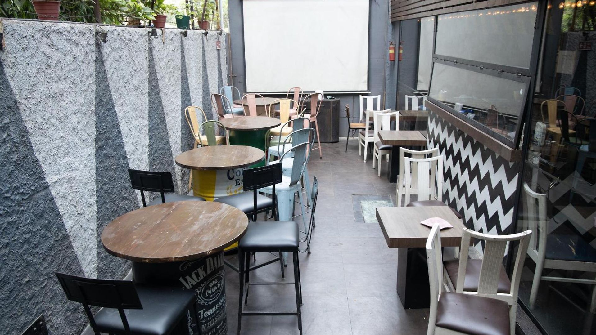 Hotel Jayshree By Anantaay Near Domestic Airport