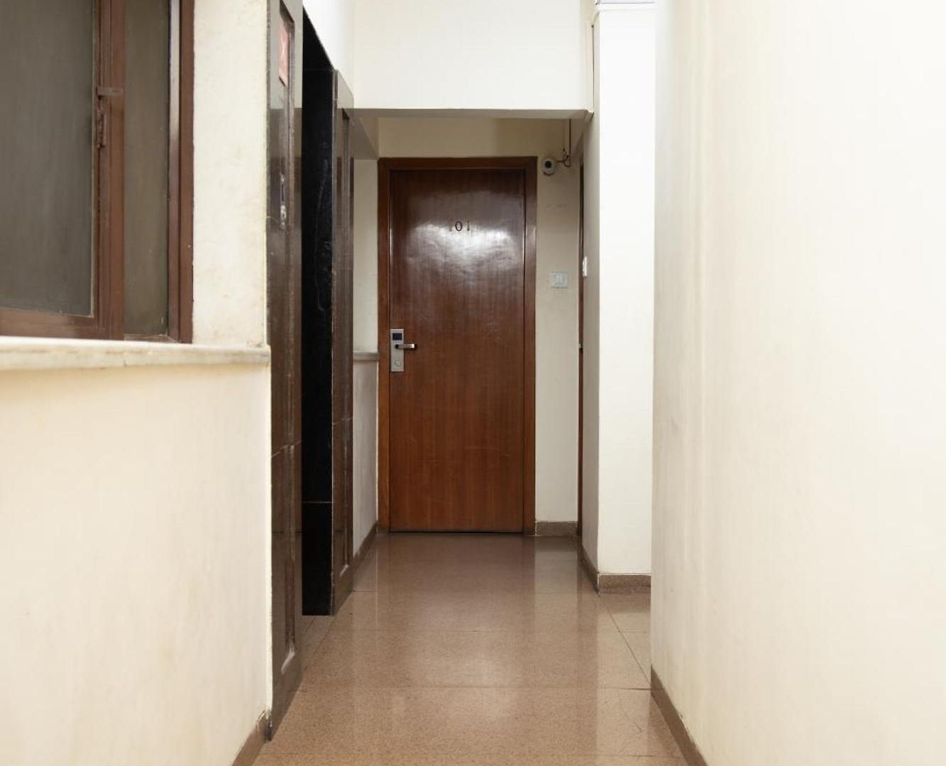 Hotel Jayshree By Anantaay Near Domestic Airport