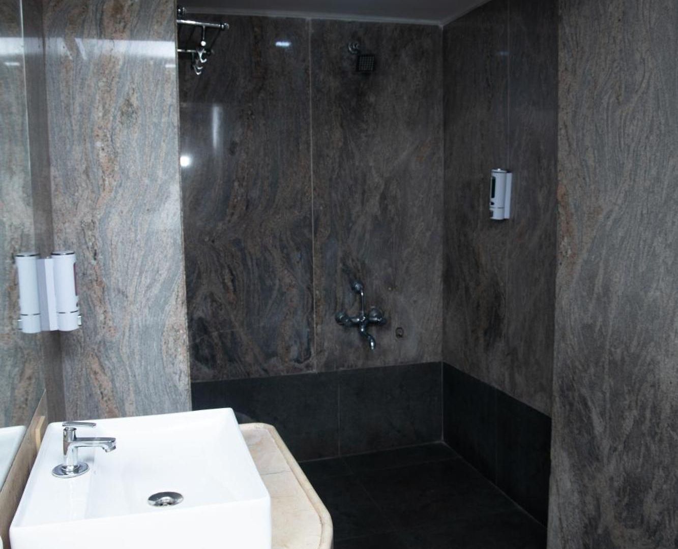 Jayshree By Anantaay Near Domestic Airport Mumbai