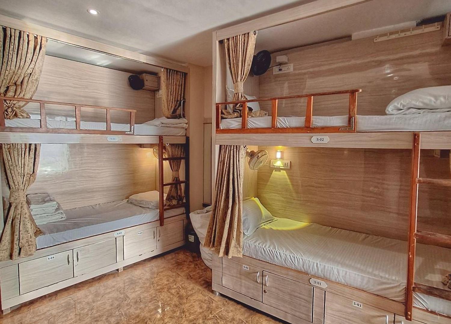 Sheetal Capsule hotel Mumbai