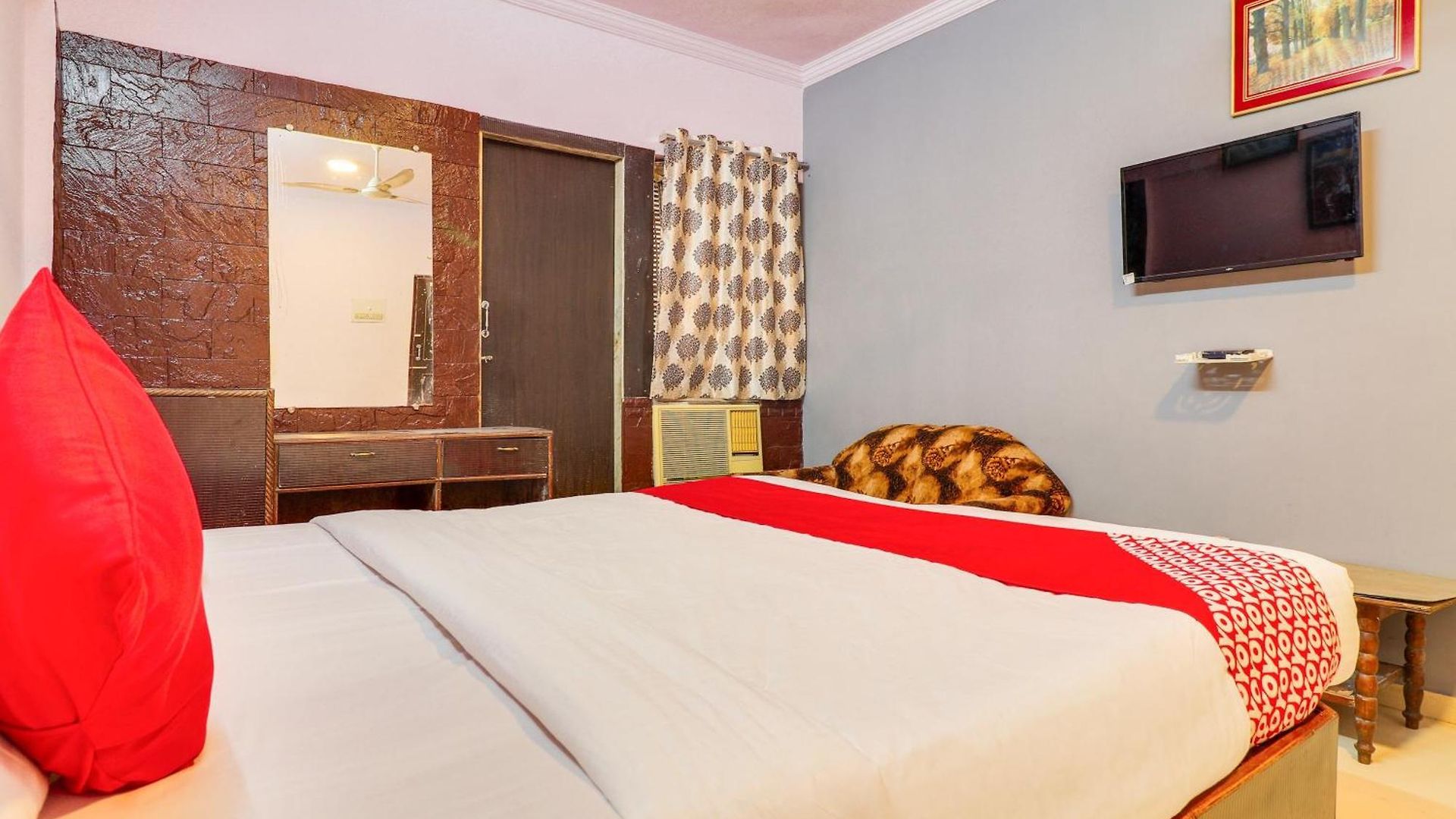 Collection O Sher E Punjab Andheri 3*