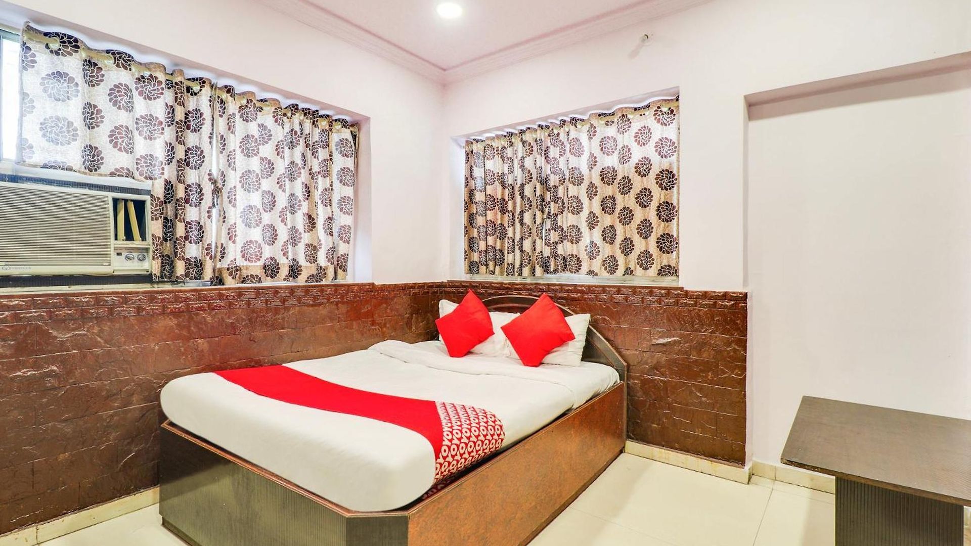 Collection O Sher E Punjab Andheri 3*