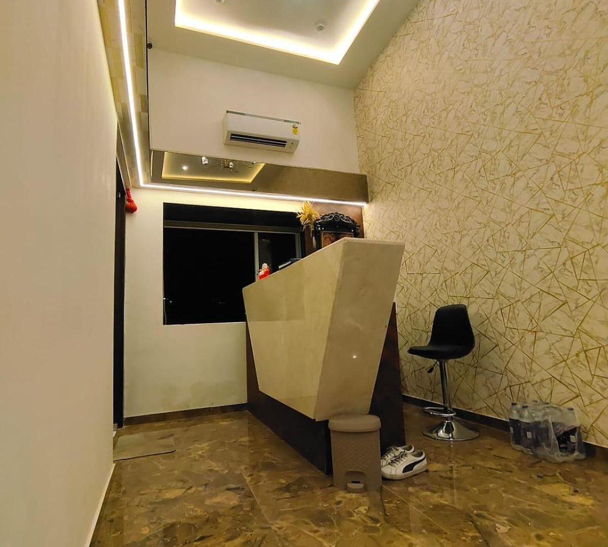 Mig Hotel