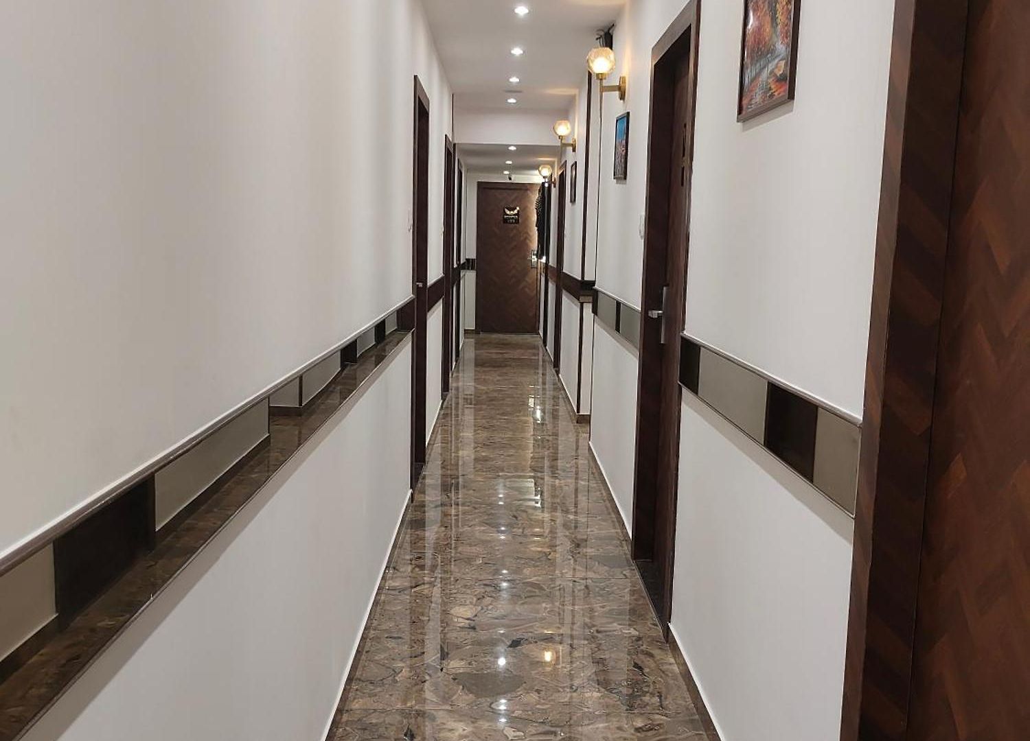 Hotel Mig Mumbai