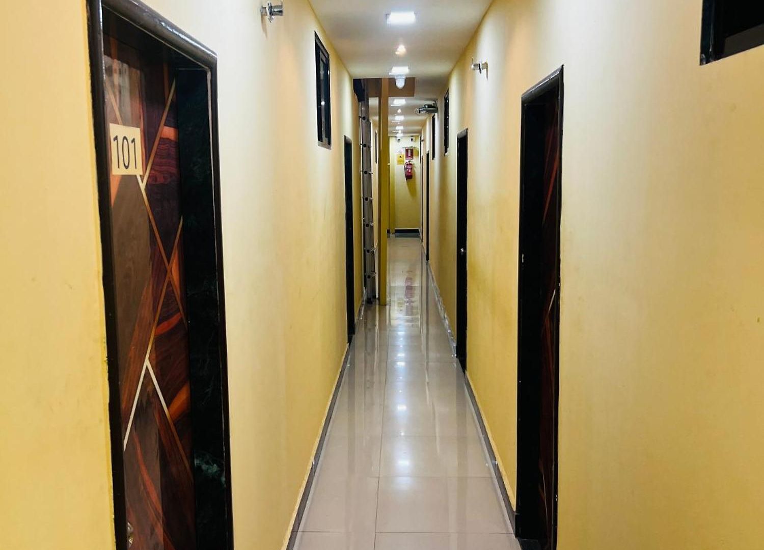 Hotel Jazz & Mumbai