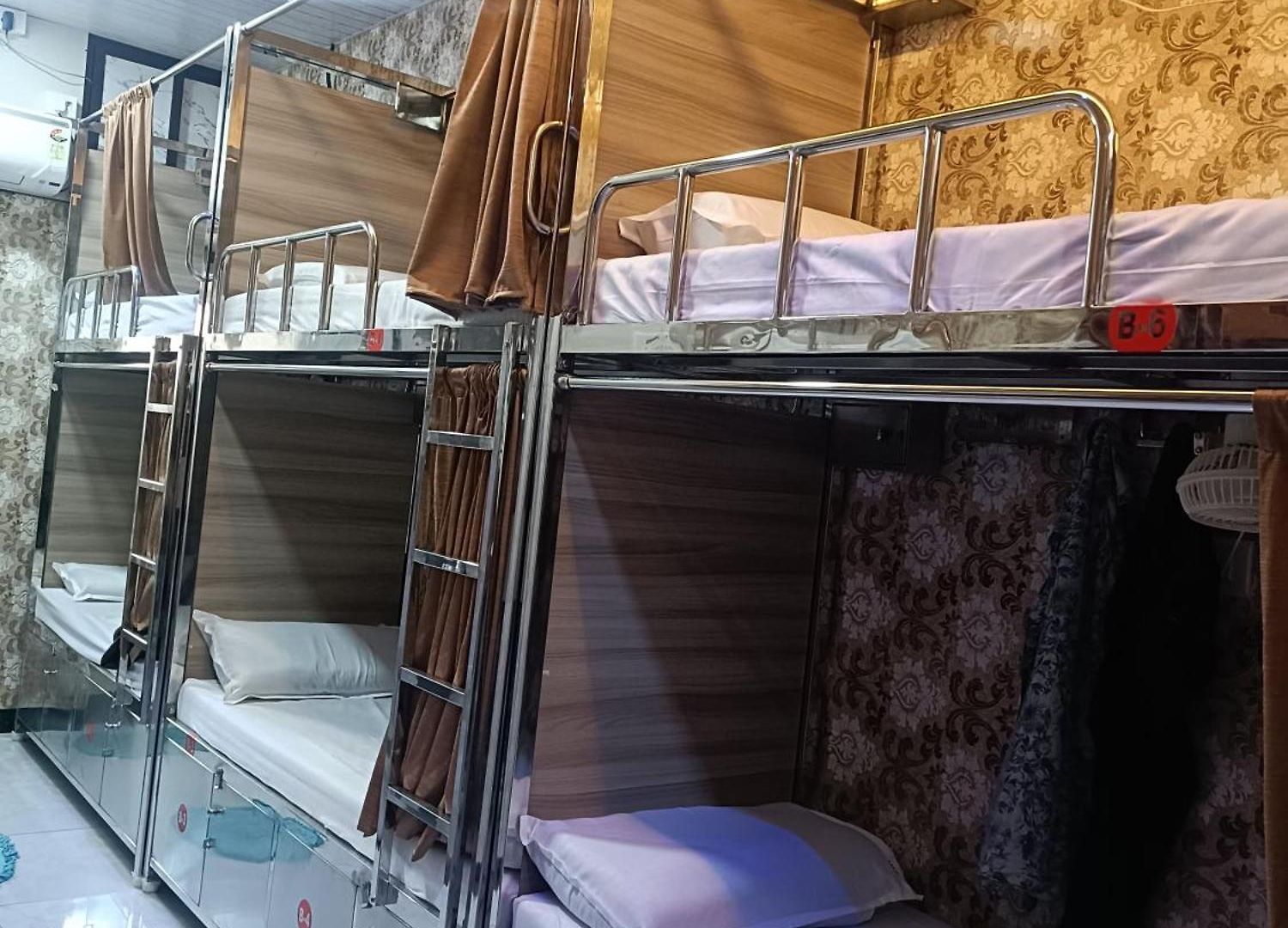 Divine Homes Ac Hostel