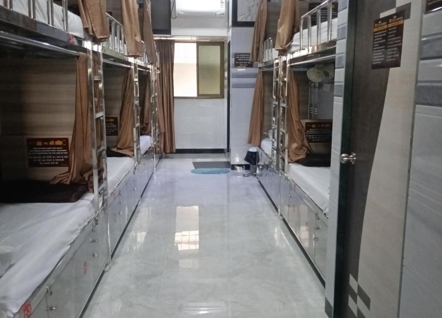 Divine Homes Ac Hostel Mumbai