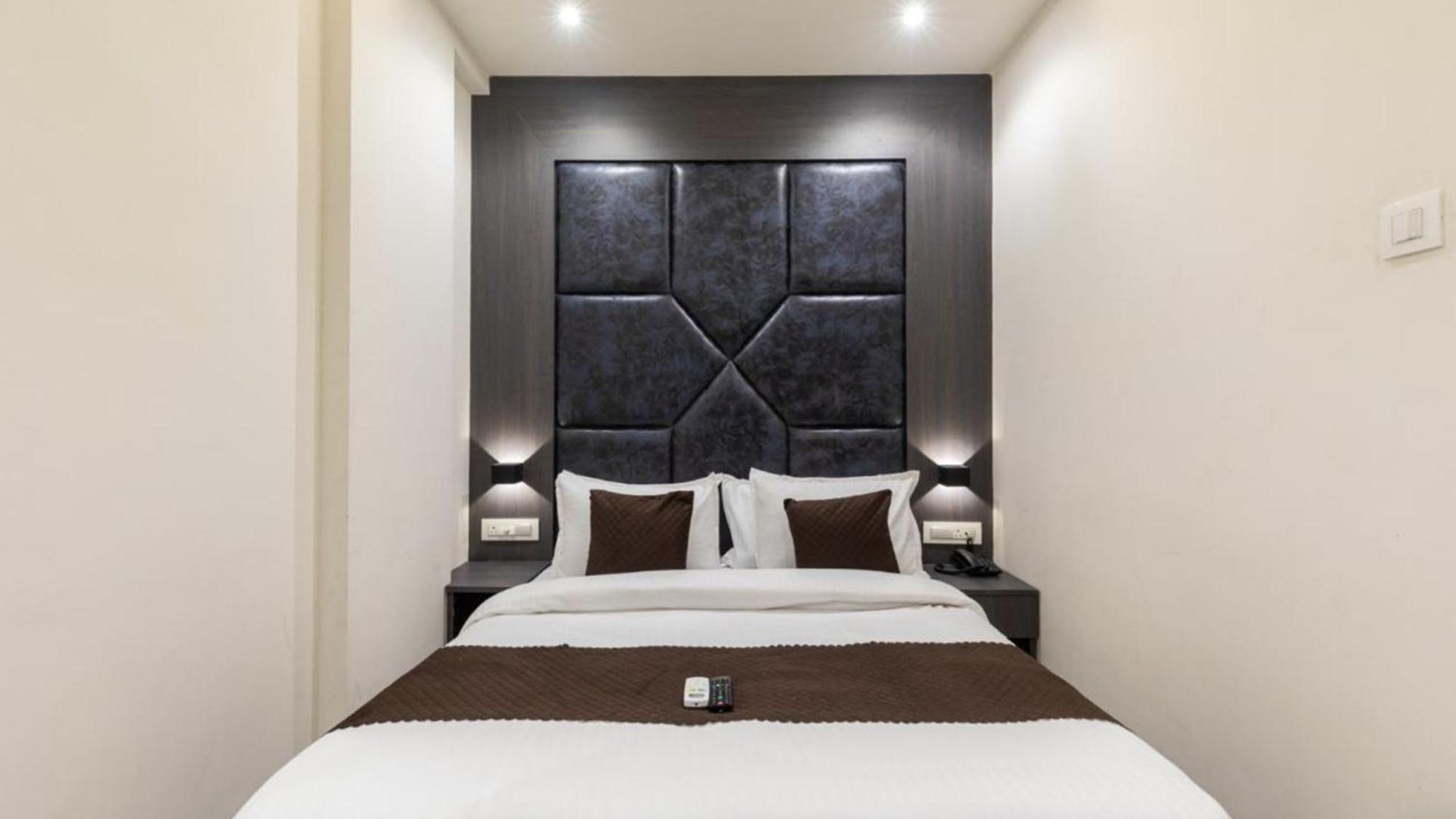 Hotel Artilla Mumbai